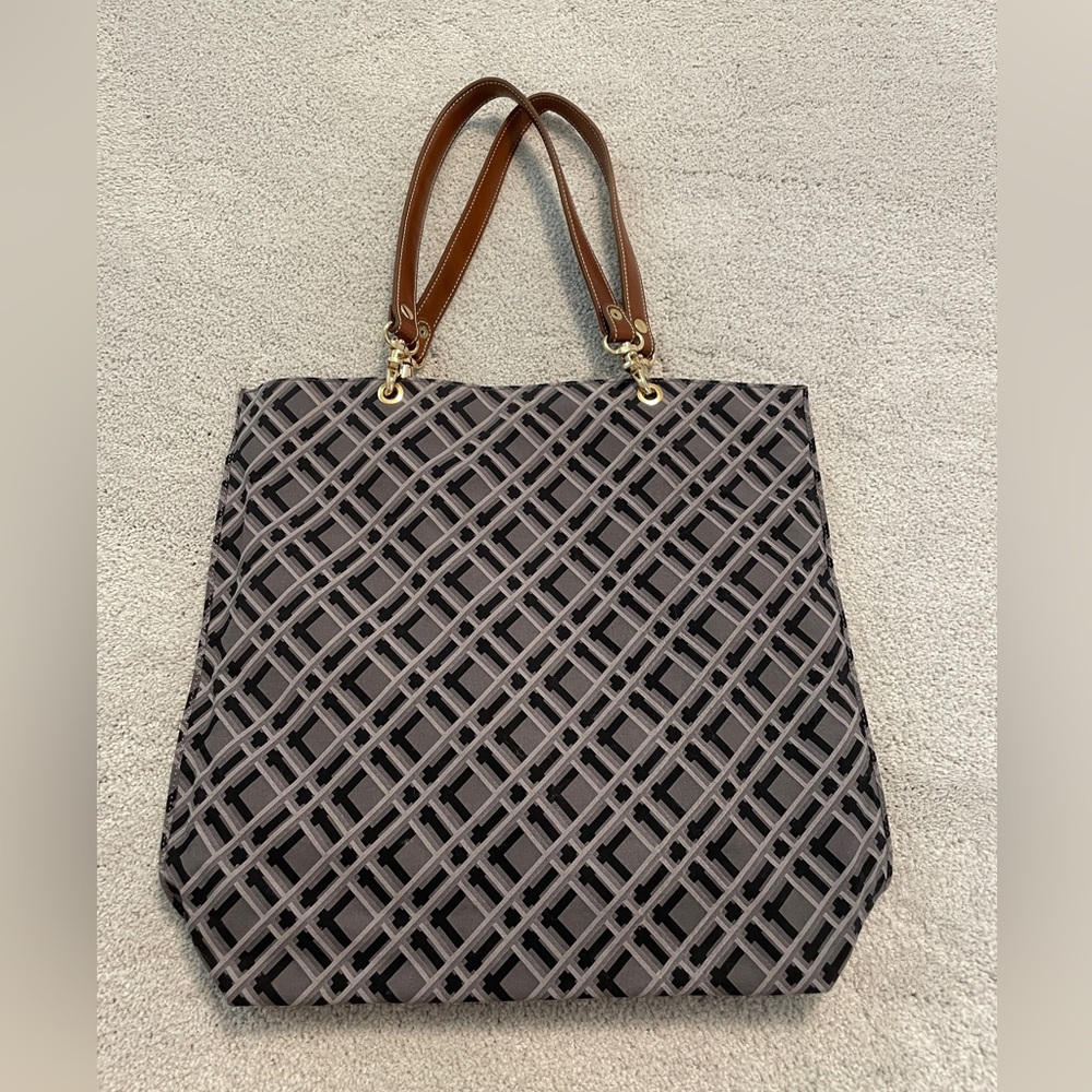 J.McLaughlin Tote Bag New Never Used!!! Gray Black classic patttern